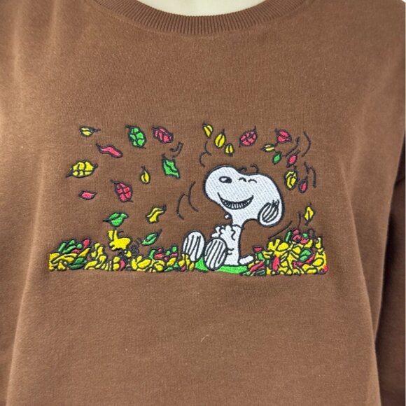 Snoopy Embroidered Brown Pullover Sweater Crewneck Soft Long Sleeve Womens - Picture 5 of 9